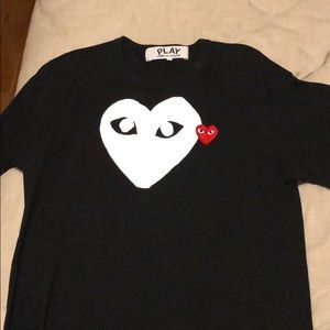 Come de Garçons black tee